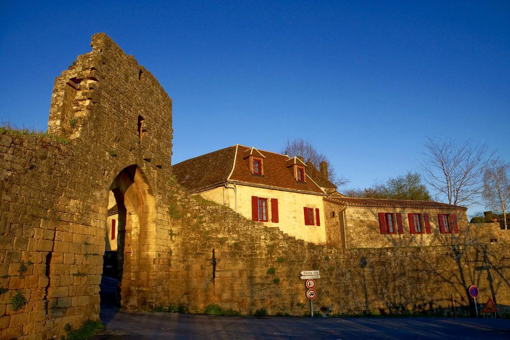 1 Logis A Domme - Piscine & Spa Exterior photo